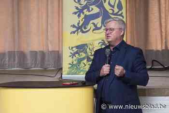 Professor Carl Devos ziet nu het momentum voor een grote centrumrechtse volkspartij