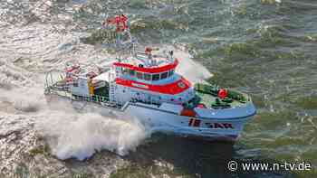"Hamburg" koordiniert Suche: Fischer fällt bei Borkum von Krabbenkutter