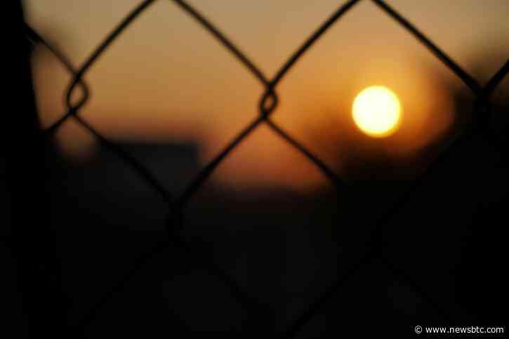 Breakout Alert! Chainlink (LINK) On Verge Of Major Surge, Analyst Says