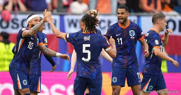 Weghorst lässt sich feiern: Niederlande schlägt Polen