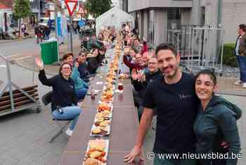 Wellen verbreekt wereldrecord ‘langste vleesplank’ ... maar vergeet dat te melden aan Guinness