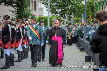 Schützen zeigen Erzbischof ihre Verbundenheit