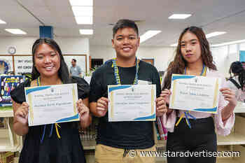 Hawaii students learn English by writing about immigration