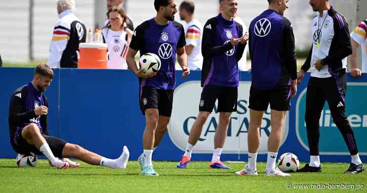 Alle 26 im Training: Gündogan läuft rund, Sané lacht