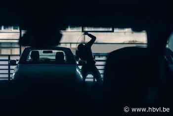 Genkenaar (38) slaat auto van schoonbroer stuk na aanrijding tijdens familieruzie: “Ik kreeg een woedeaanval”