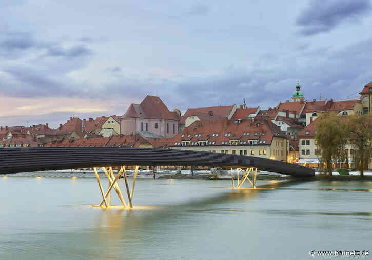 Fuß- und Radweg über die Drau
 - Burgos & Garrido Arquitectos und Bernabéu Ingenieros in Maribor