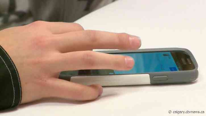 Alberta government to update use of cellphones and social media in schools