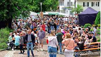 Backhausfest    Ebhausen: Ein Fest  rund um den   leckeren Zwiebelkuchen