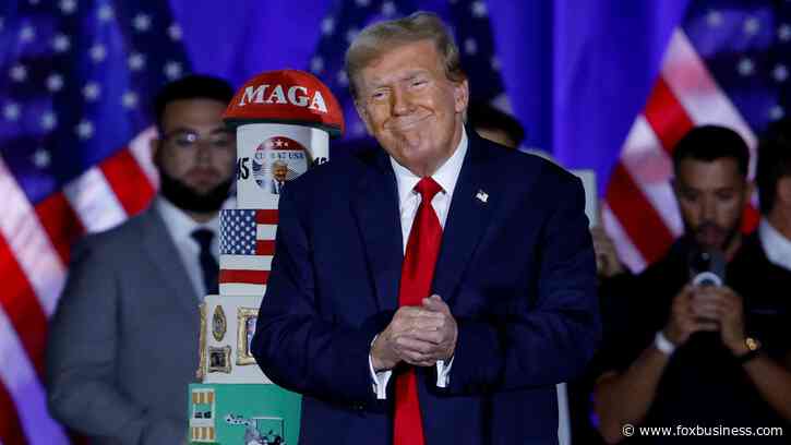 Trump encourages voters to write ‘no tax on tips’ on restaurant receipts