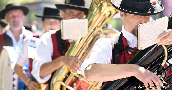 Gema-Gebühren Übernahme: Freistaat erweitert Verein-Kreis