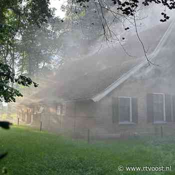 112 Nieuws: brand in boerderij in Saasveld | twee gewonden bij aanrijding bij Brucht