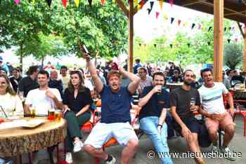 Verse Duivelse broodjes uit houtoven in Barmuda doen verlies snel vergeten