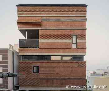 Tiered Realm House and Studio / Fictional Project