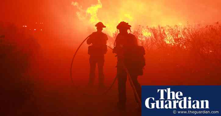 Strong winds hamper crews battling Los Angeles area’s first major fire of the year