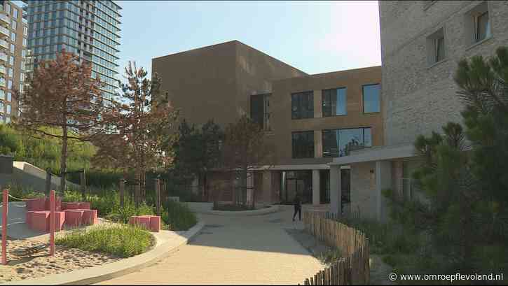 Almere - Leerkracht basisschool voorlopig niet voor de klas door melding grensoverschrijdend gedrag