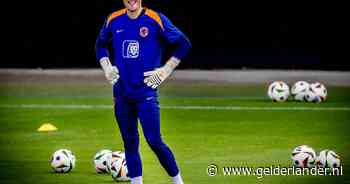 Oranje-doelman Bart Verbruggen kan een hype worden op EK: ‘Klaar is klaar, ik ben blij dat ik hier sta’