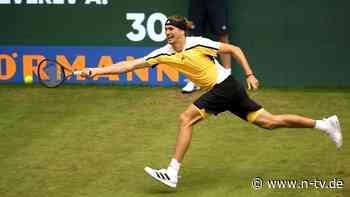 Otte ist Hürde beim Halle-Start: Glanzloser Zverev müht sich auf ungeliebtem Rasen