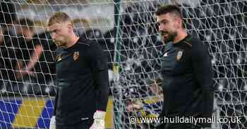 Tim Walter tackles Hull City goalkeeping question ahead of pre-season return