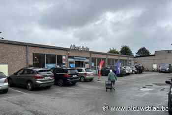 Allereerste Albert Heijn van ons land verhuist naar nieuwe locatie in voormalige Opelgarage
