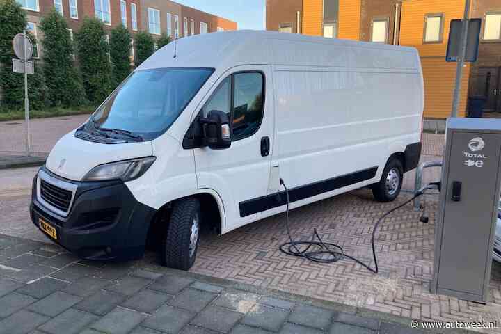 Zeker tot medio 2025 geen vrachtwagenrijbewijs nodig voor zware elektrische bestelbussen