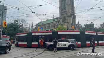 Disabled TTC streetcar blocking King-Church intersection