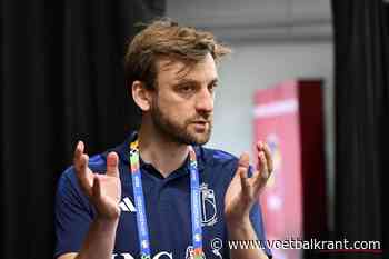 De man die de brandjes moet blussen bij de Rode Duivels: "Als zoveel mensen moeten samenleven, ontstaat er altijd wel ergens een probleem"