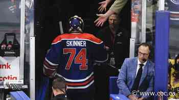 Playoff benching pushes Edmonton Oilers goaltender Stuart Skinner 'to fight my way'