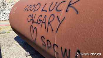 Calgary crews focus on problem 'hot spots' after critical water pipes arrive from San Diego