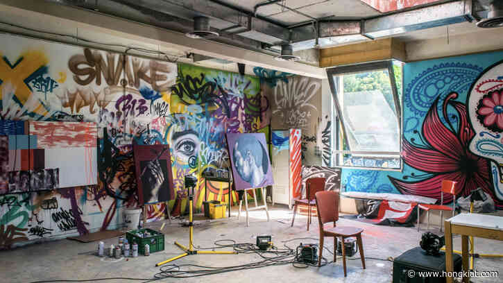 The Fusion of Traditional Tools and Digital Media in Art