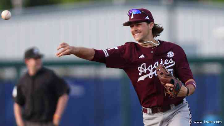 It's an all-SEC MCWS final: Texas A&M shuts out Florida 6-0, sets up clash with No. 1 Tennessee