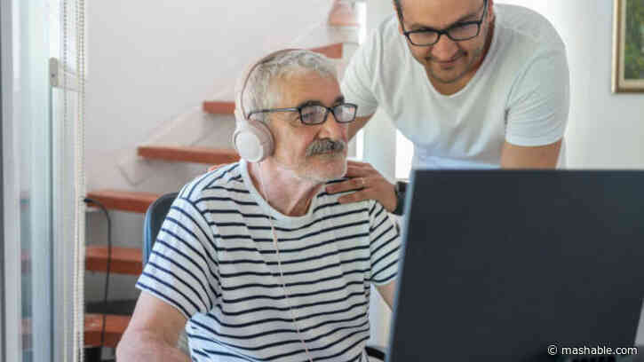 This online learning bundle includes unlimited access to Rosetta Stone