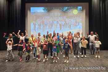 De Ledegemse Smeerdans zet gevaar van warme dagen in de kijker: “Ook op bewolkte dagen kan je makkelijk verbranden”