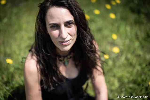 “Wurging, mishandeling, verkrachting, het was voor mij dagelijkse kost”: ex-partner van folteraar in gevangenis werd zelf ook geterroriseerd