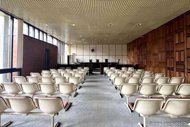 Twintiger bedreigt OCMW-medewerkster nadat ze weigert voorschot uit te betalen: “Hij had een fileermes in zijn binnenzak zitten”