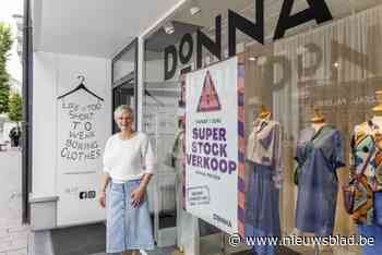 Boetiek Donna neemt na zes jaar afscheid van Lier met super stockverkoop