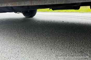 Franse auto blijkt in zeer slechte staat: chassis samengehouden door ijzerdraad