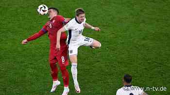 Remis nach Rücktrittsdrohung: Serbien erlöst sich in der 95. Minute vom Mega-EM-Ärger