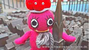 Kinderbuch soll Mut machen: Ein pinkes Schwarzwald-Monster zu Besuch in Calw