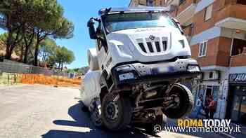 Voragini al Quadraro, Laddaga: "Colpa della fognatura troppo vecchia, nessun pericolo per le case"