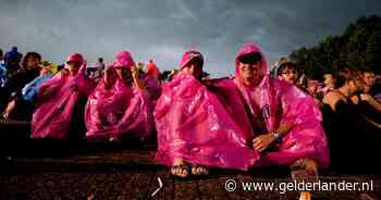 Pinkpop sluit een parkeerplaats na overvloedige regenval, festivalterrein ligt er wel goed bij