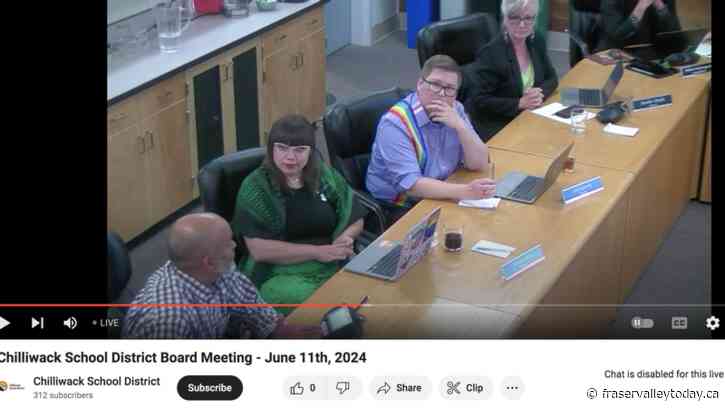 Jewish groups concerned after Chilliwack trustee wears a keffiyeh to school board meeting