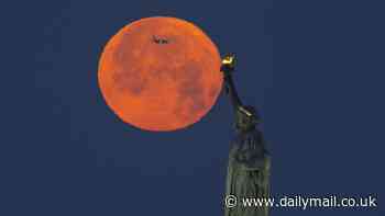 Here's how to see the rare Strawberry Moon - the first to coincide with summer solstice since 1985