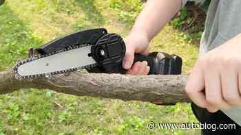 This 6-inch cordless chainsaw is a huge 63% off at Walmart today