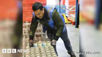 Food parcels to help those 'on the edge' of poverty