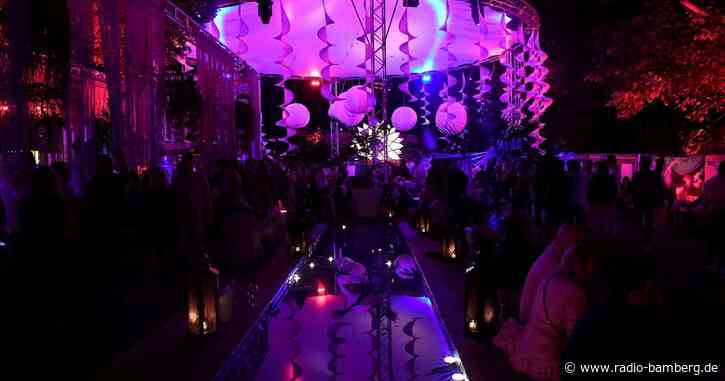 «Glamour & Geschichte»: Ausstellung über 40 Jahre P1