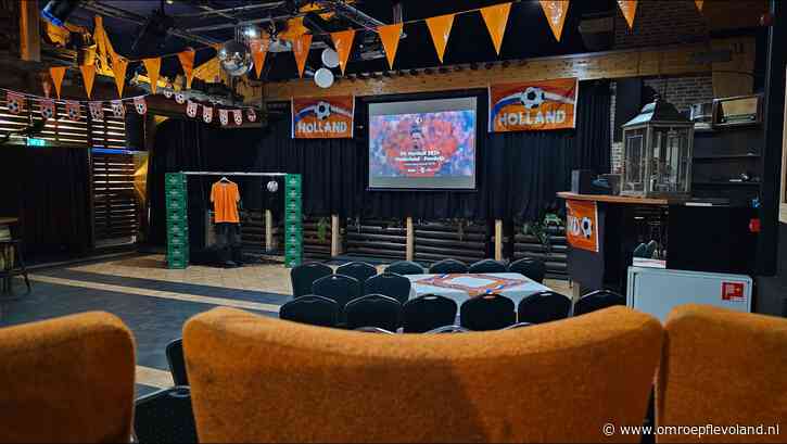 Espel - Nederland - Frankrijk te zien in speciaal voor EK opgetuigde 'Ducdalf Arena'