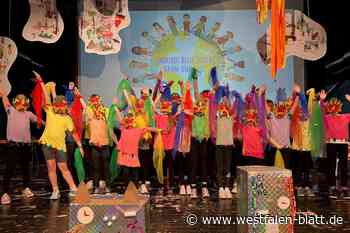 Warburg: Dodiko-Schule beendet groß angelegte Projektwoche auf der Bühne