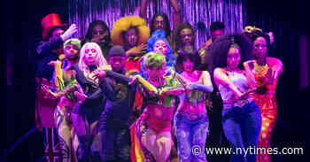 Review: A 10th Life for Those Jellicle ‘Cats,’ Now on the Runway