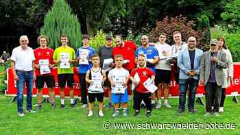 Kugelstoßen: Simon Bayer  siegt in Bad Liebenzell