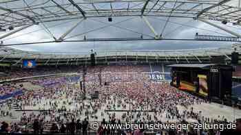 Ticker: Roland Kaiser in Hannover – Veranstalter evakuieren Innenraum